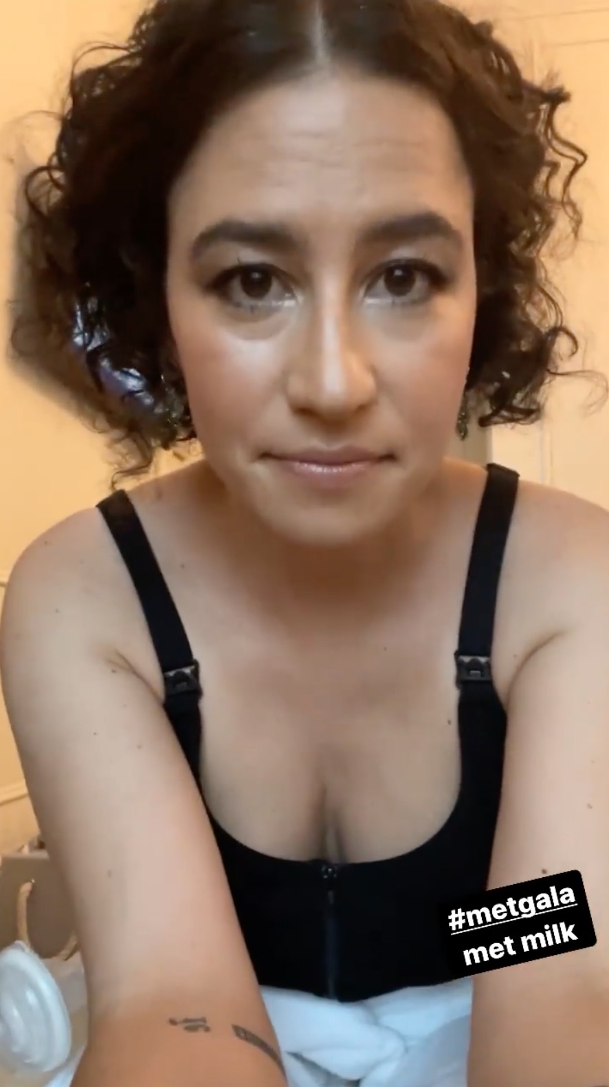 ann camano add photo ilana glazer tits