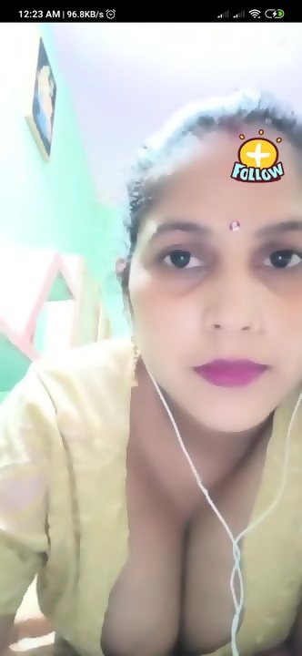 Indian Video Call Sex Scandals solo pics