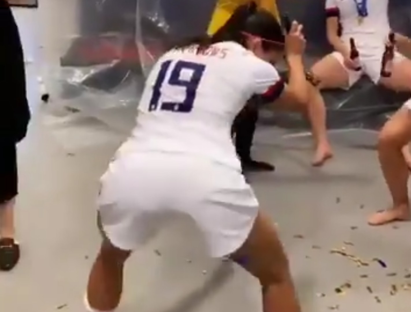 alex morgan booty