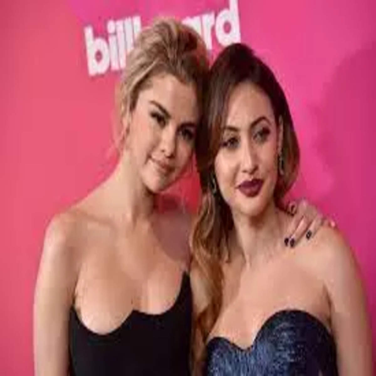 courtney jarriel recommends francia raisa nude pic