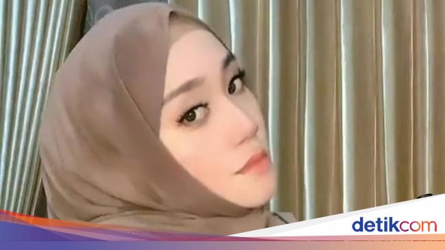 Bokep Jilbab Cantik cam aletta