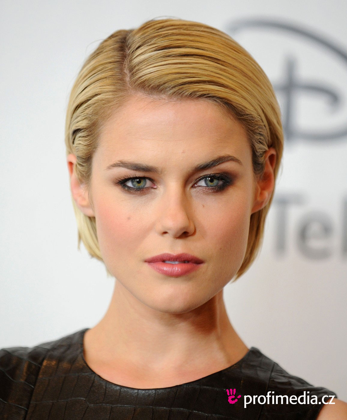 Rachael Taylor Sexy redhead jade