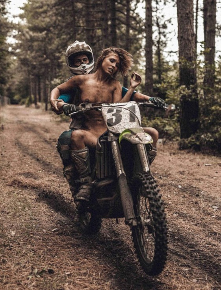 Nude Motocross undressed selfies