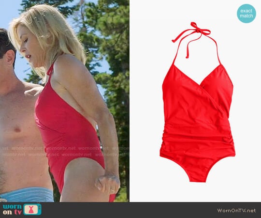 dean attrill recommends julie bowen swimsuit pic