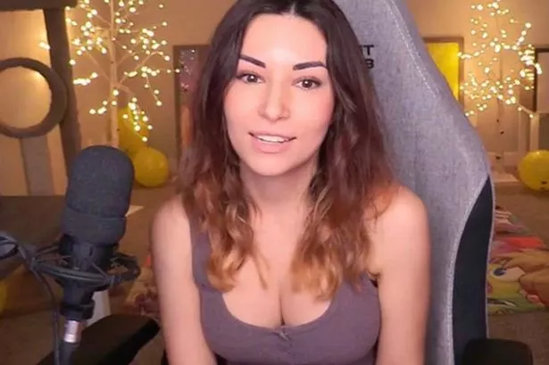 ahmed faraht recommends Alinity Tits