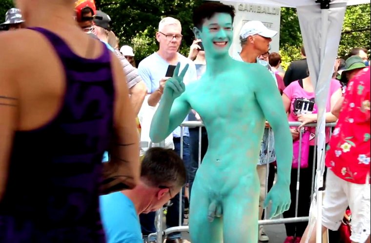 nude male bodypaint