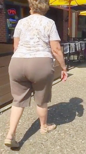 gilf big butt