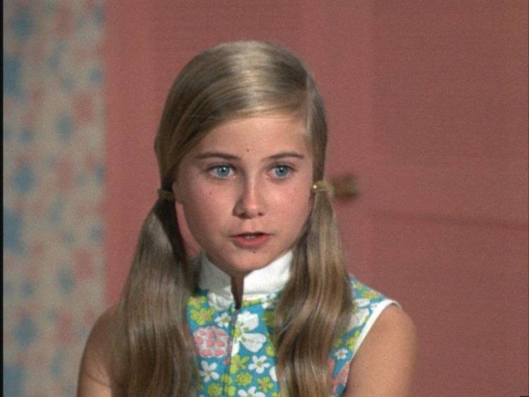 dien vi share marcia brady sexy photos