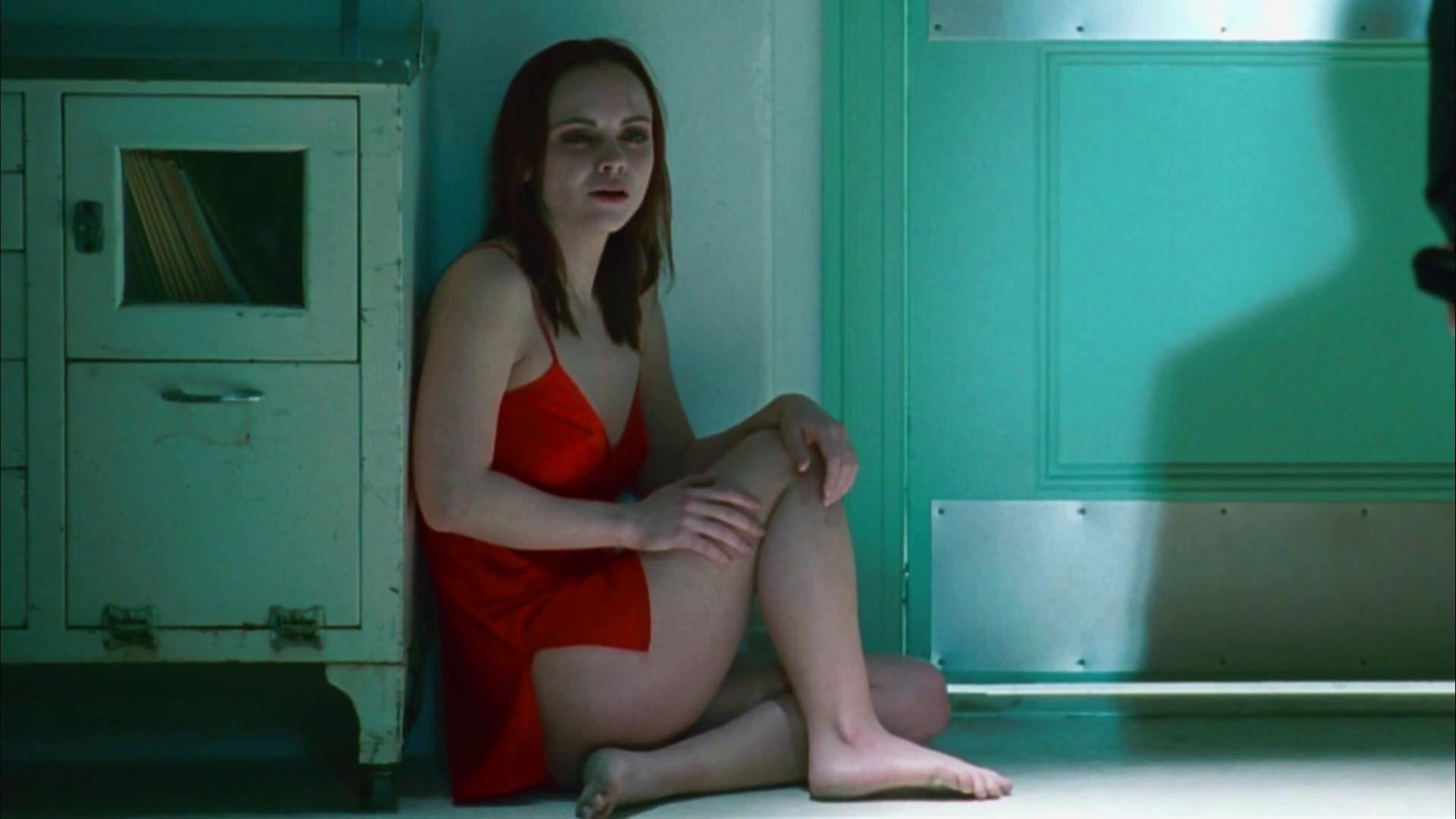 christina ricci legs