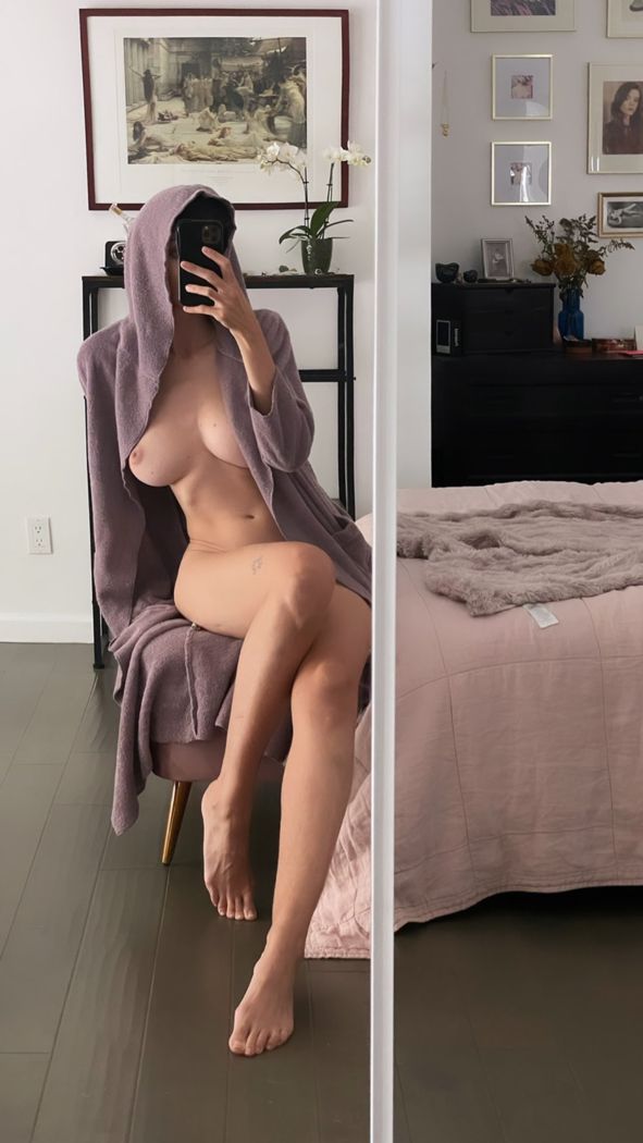 brian yon share annalisawagner nude photos