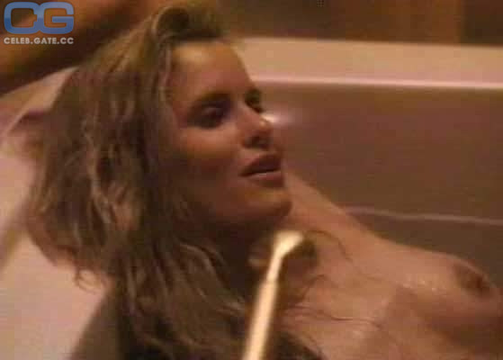 ashley sours share lori singer nude photos