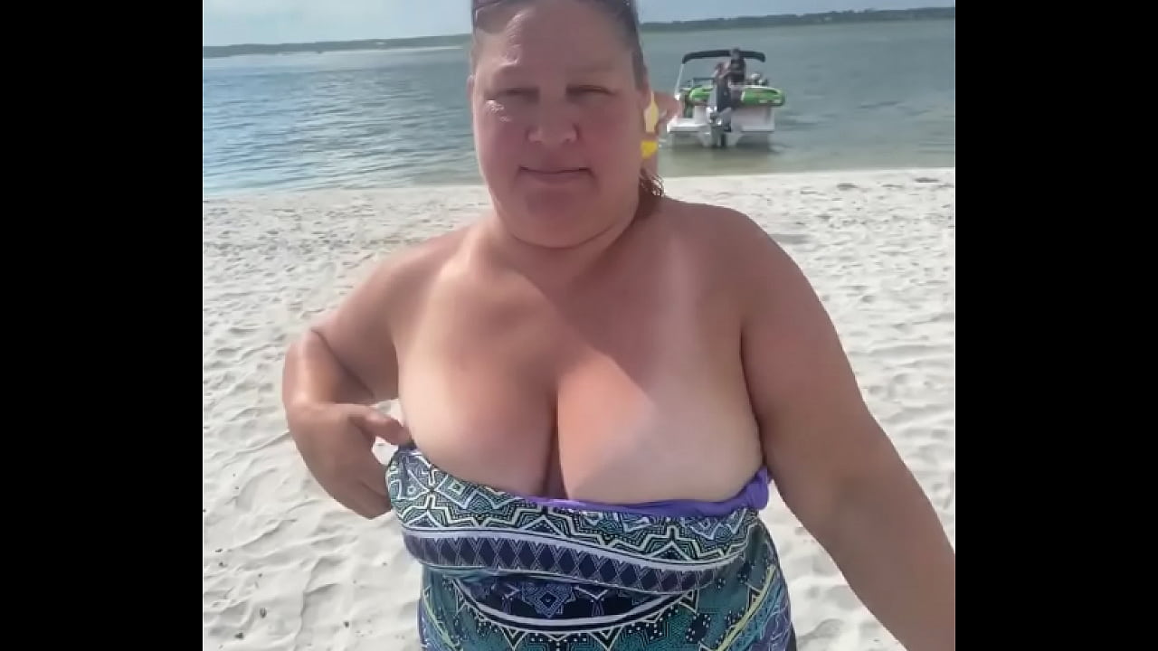 amber ps recommends Bbw Flashing Boobs