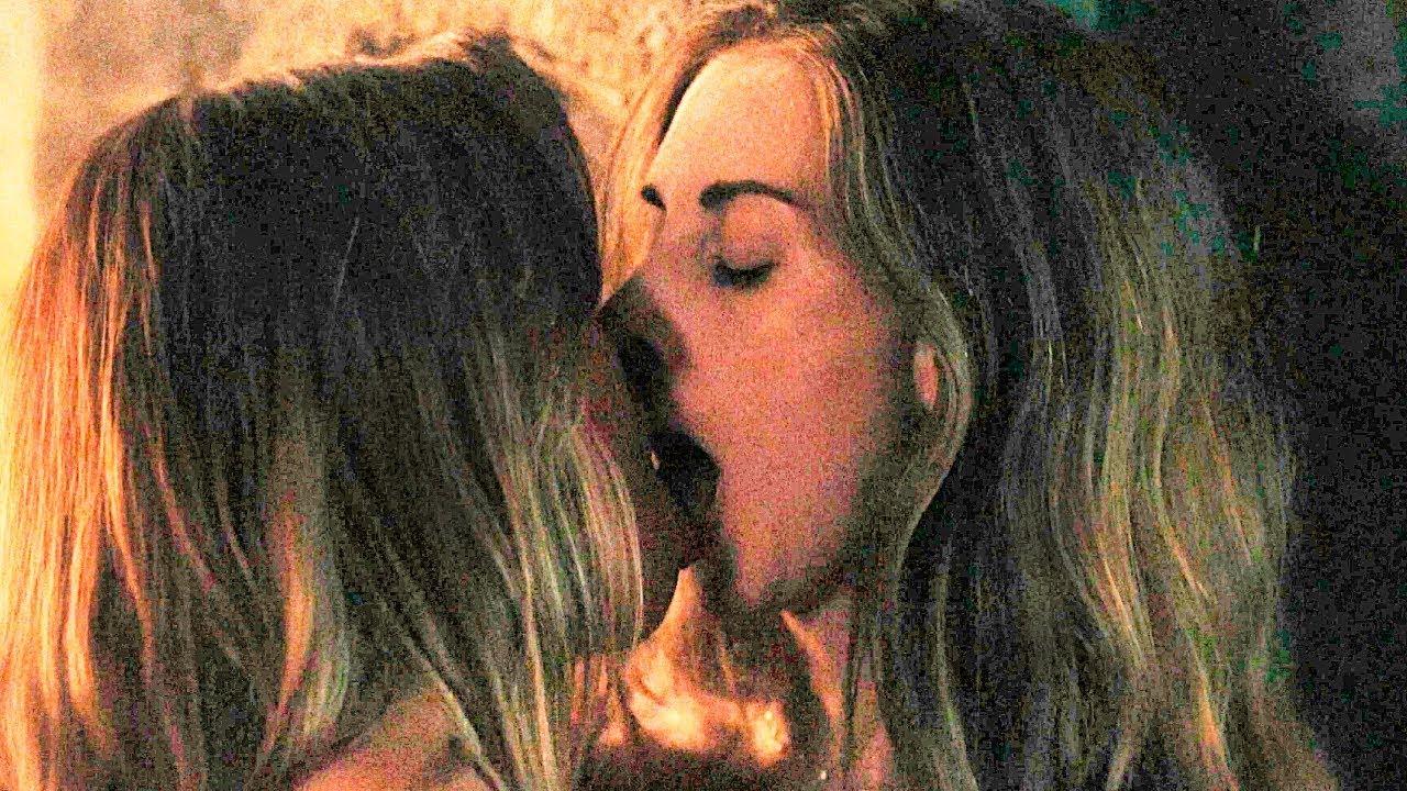 cheryl mancio share aubrey plaza lesbian scene photos