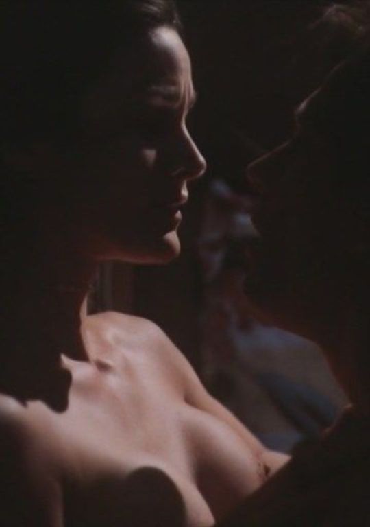 Best of Carrie anne moss nude