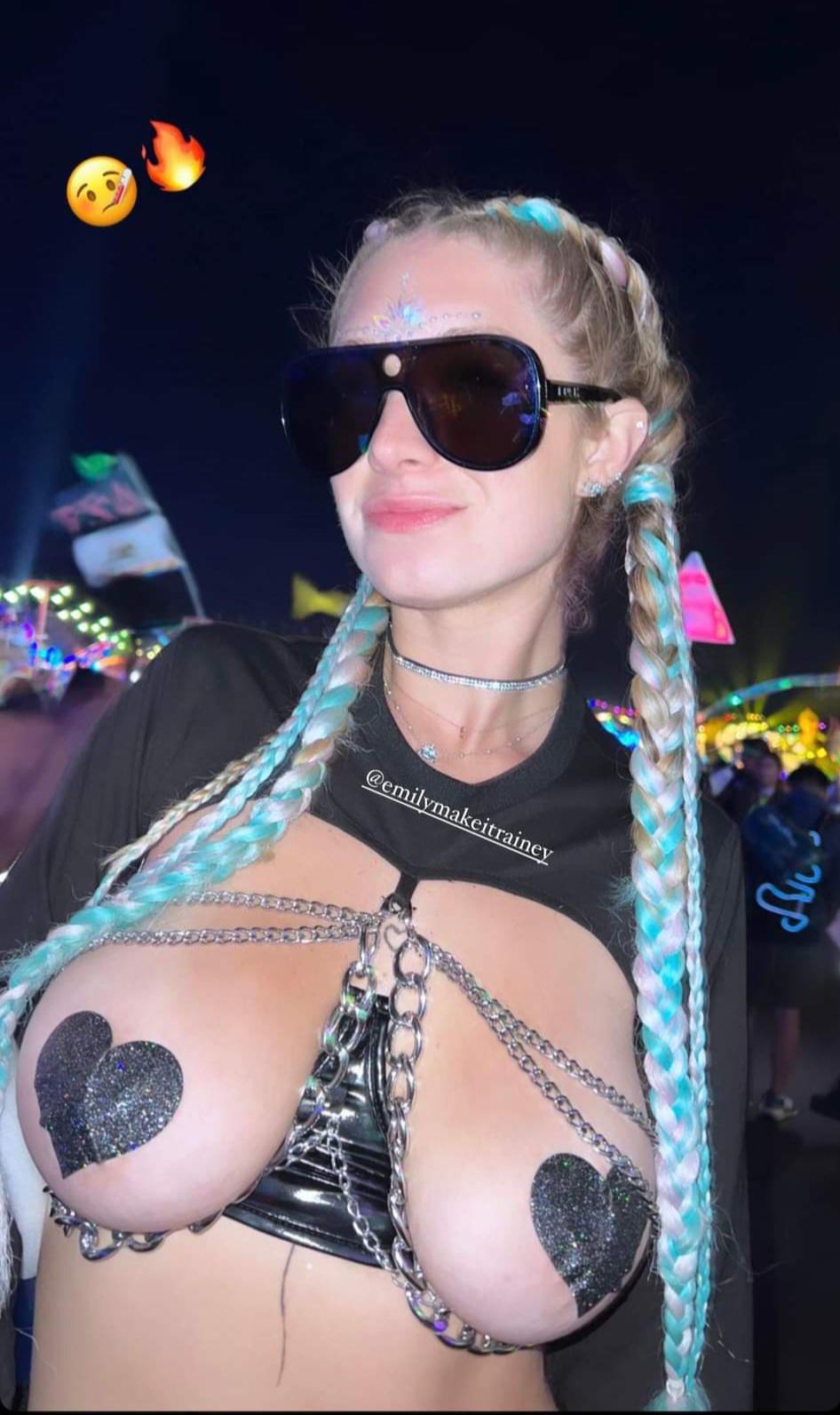 brad ewen recommends raver tits pic