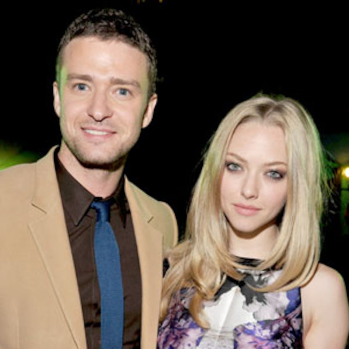 anas naeem share hot amanda seyfried photos