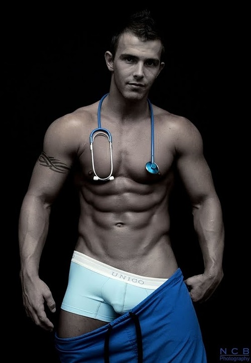 abdullah saat recommends sexy naked doctors pic