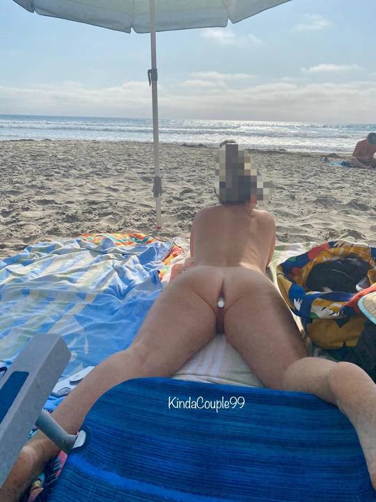 dannyboy collins recommends buttplug nude beach pic