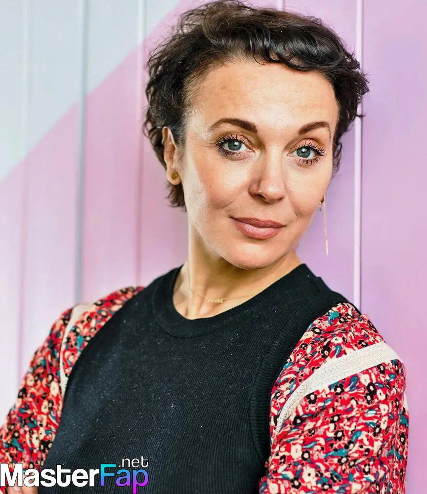 dana walsh recommends Amanda Abbington Nude