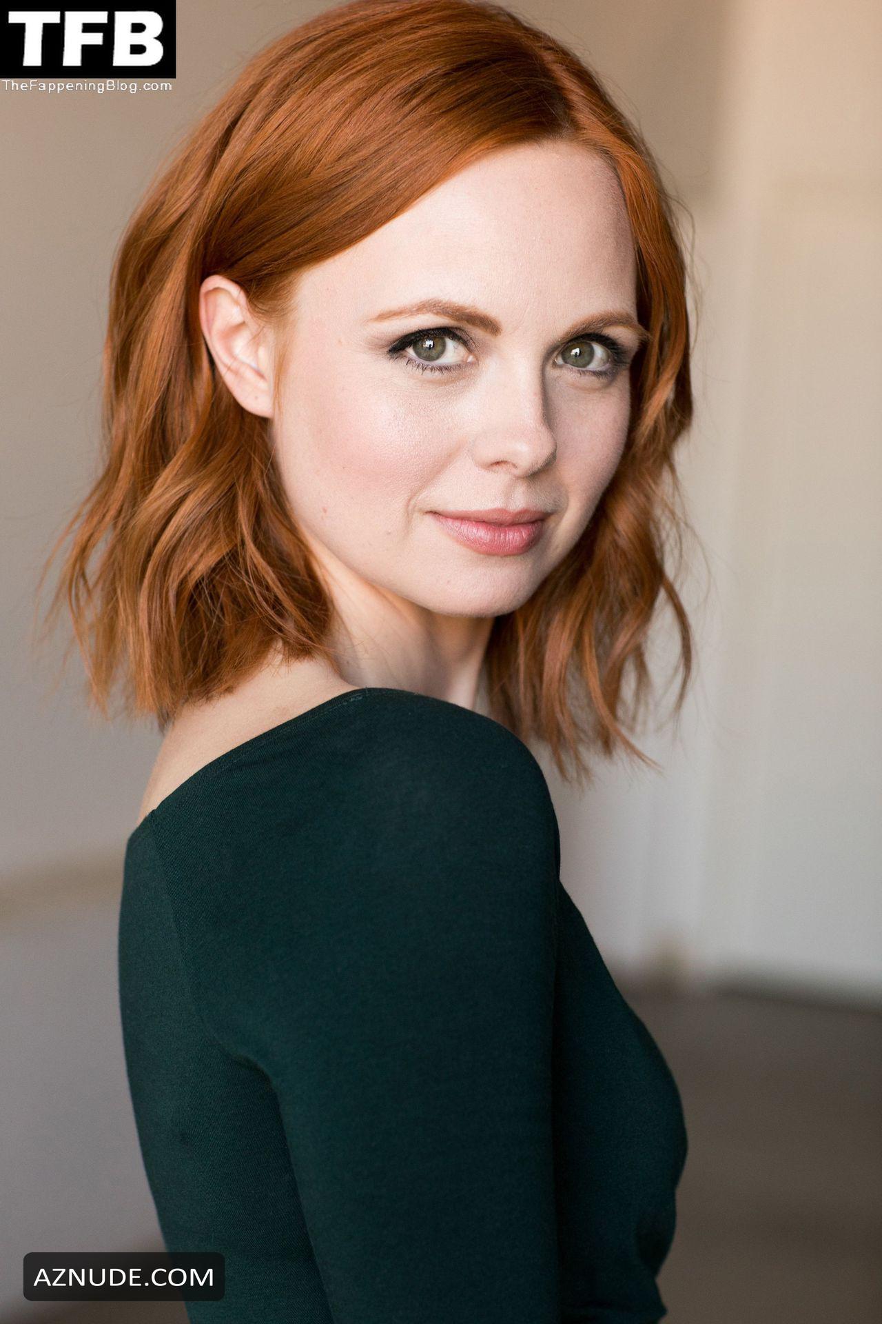 christine groom recommends Galadriel Stineman Nude