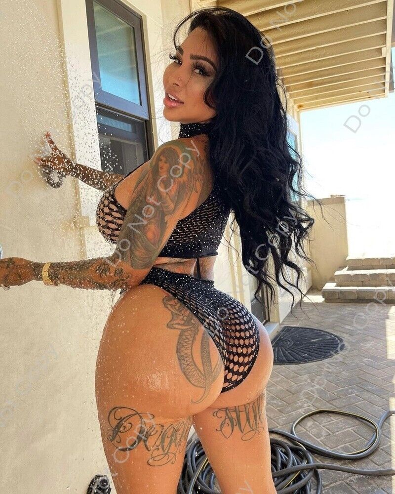 beny king share brittanya razavi boobs photos