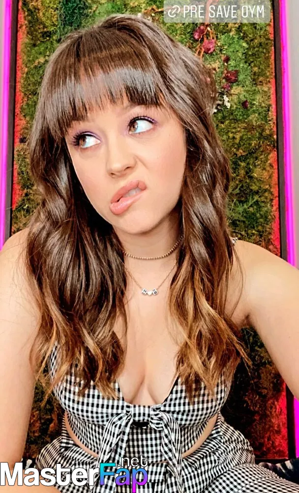 cameron clancy recommends Hayley Orrantia Nude