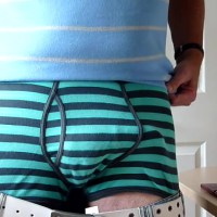 alex spain share sagging with boner photos