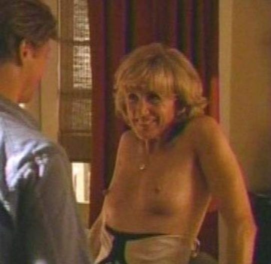 Felicity Huffman Nude haired woman