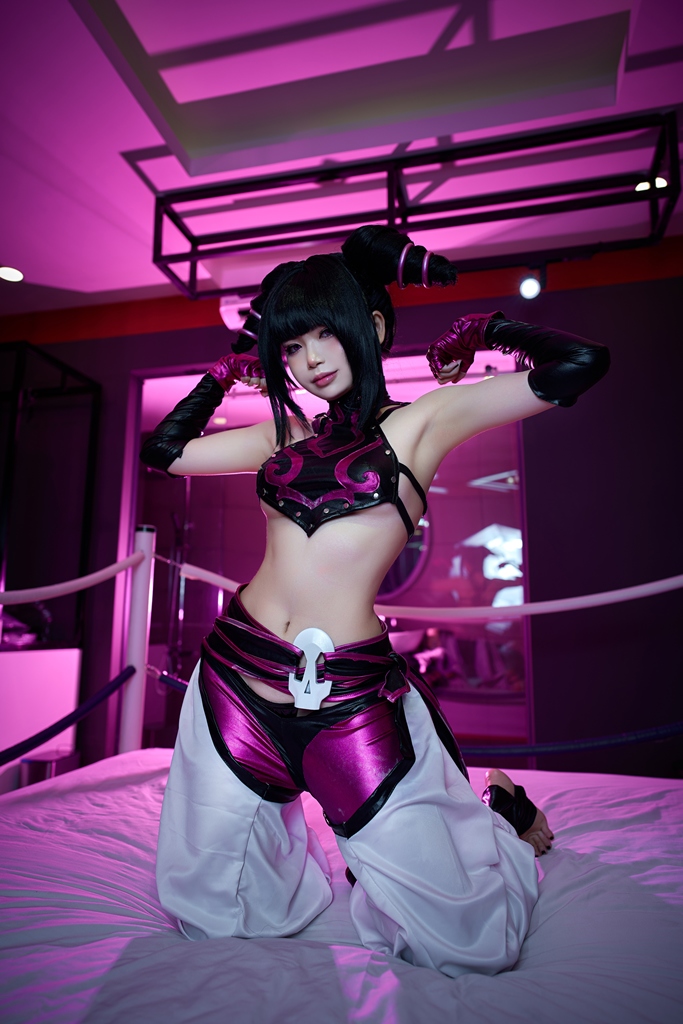 anthony barrass recommends juri han cosplay porn pic