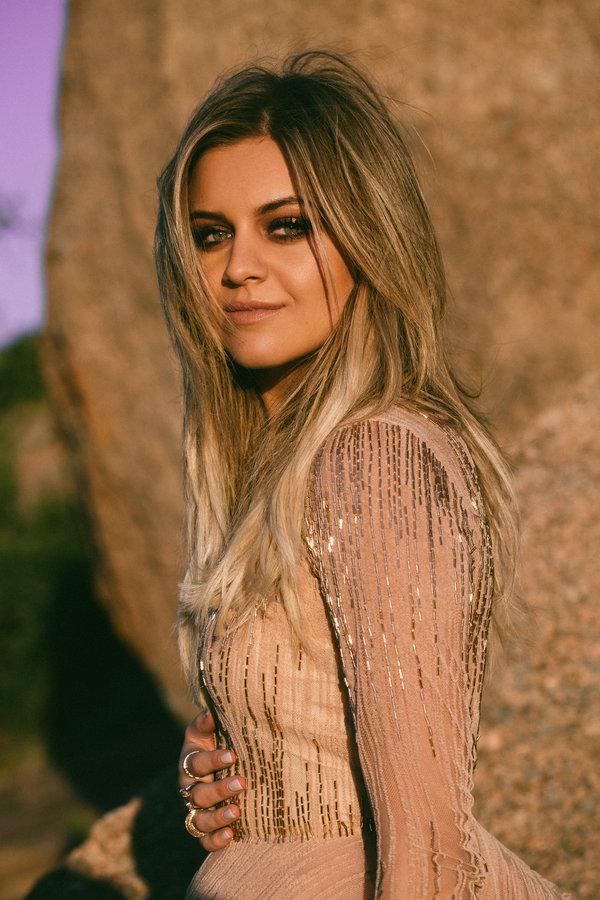 Kelsea Ballerini Nude keira king