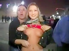 aileen head recommends Mardi Gras Breast Flashing