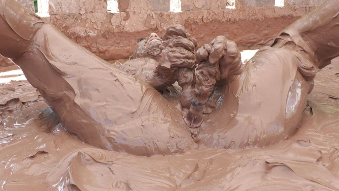 cassandra boundy recommends mud porn pic