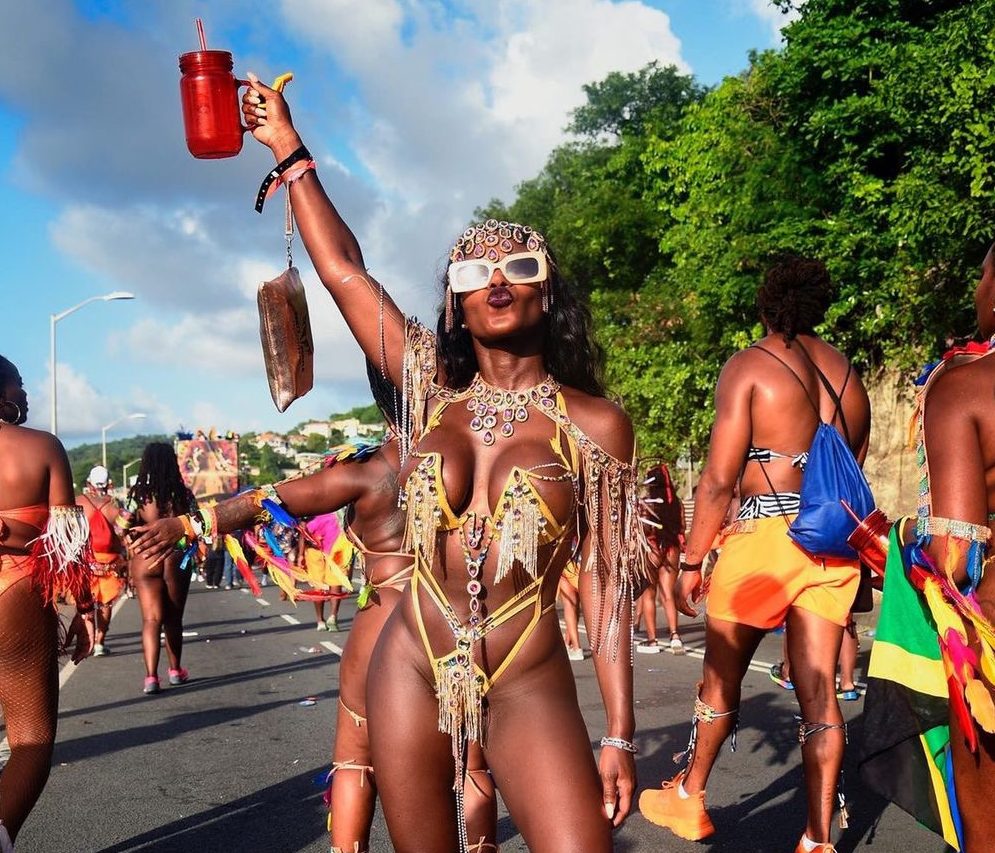 david jeter share nude at carnival photos