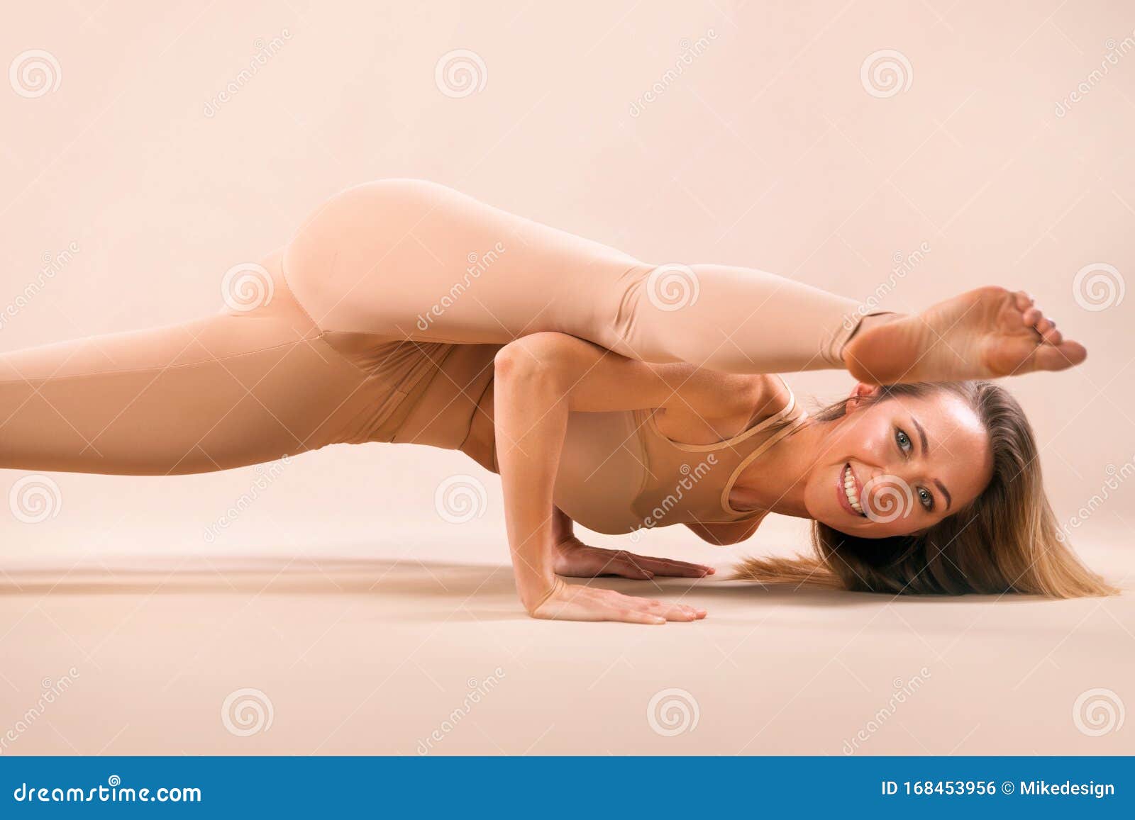 bert pattinson add photo nude yoga moves