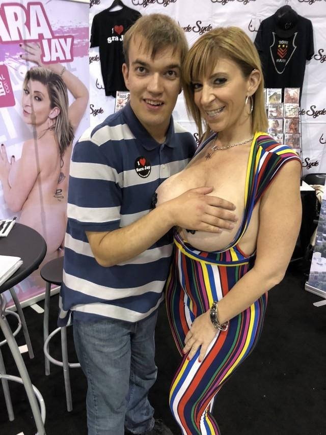 colin wallace recommends pornstar with fan pic