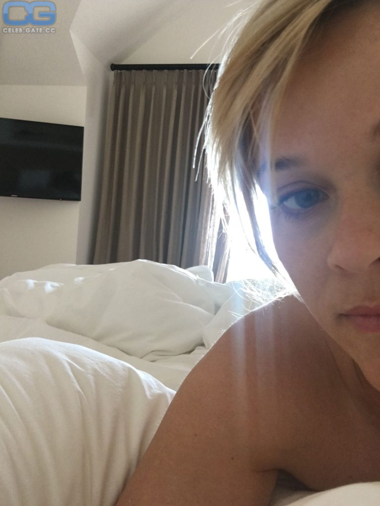 brock lacy share reese witherspoon naked photos