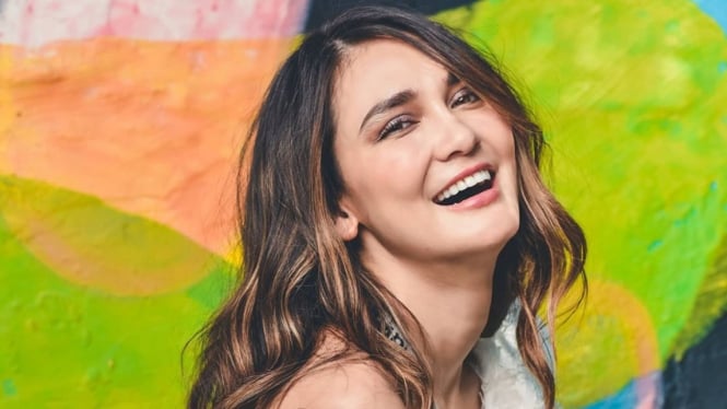 bekim kastrati recommends video bokep lunamaya pic